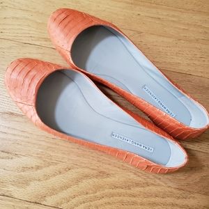 Vera Wang Lavender Leather Flat Shoes